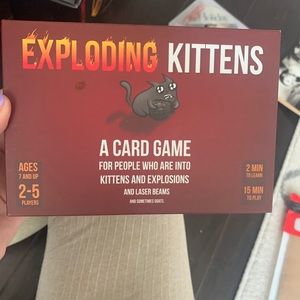 EXPLODING KITTENS GAME